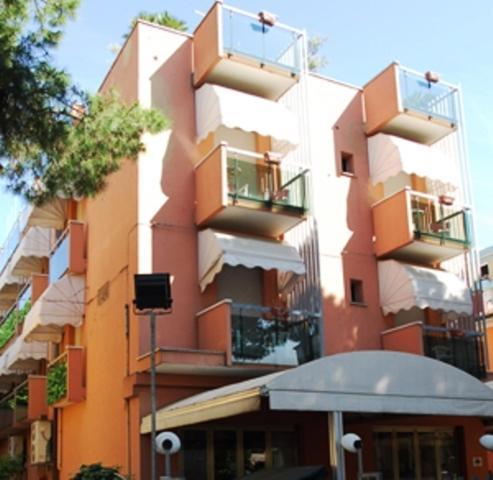 Hotel Peonia Римини Екстериор снимка